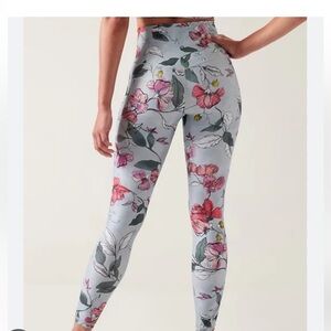Athleta elation tight leggings